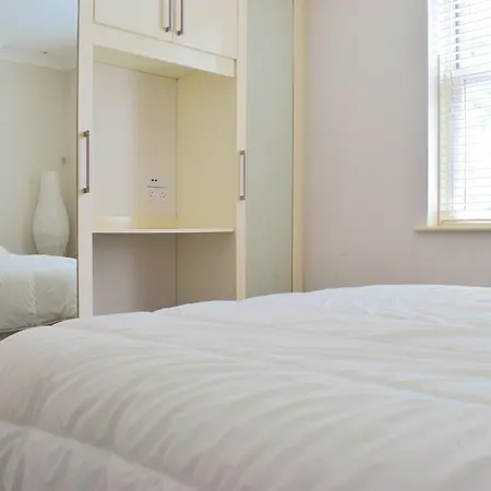 5 Bedroom House On Grand Canal Apartment Dublin