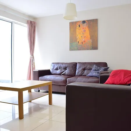 Apartment 5 Bedroom House On Grand Canal Dublin